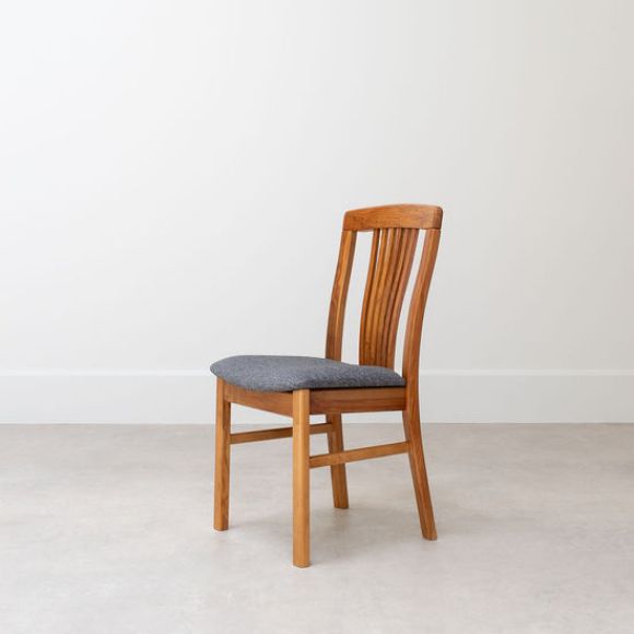 Picture of Verso Ridge Chair, slatted back